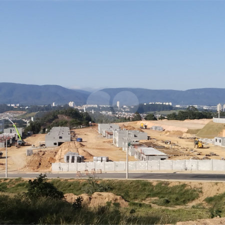 Apartamento à venda com 3 quartos, sendo 1 suíte,  em Recanto da Prata, Jundiaí, SP