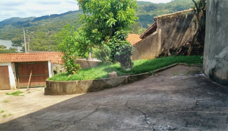 Casa à venda com 4 quartos, sendo 1 suíte,  em Lavapés, Mairiporã, SP
