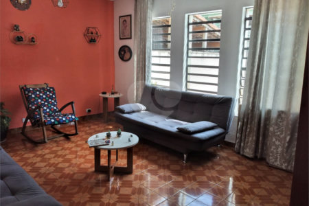 Sobrado à venda com 3 quartos, sendo 1 suíte, em Jaguaré, São Paulo, SP