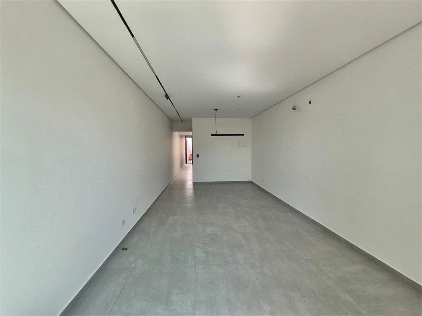 Sobrado à venda com 3 quartos, sendo 1 suíte, em Cidade dos Bandeirantes, São Paulo, SP