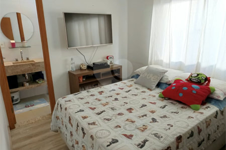 Sobrado à venda com 3 suítes em Vila Mariza Mazzei, São Paulo, SP