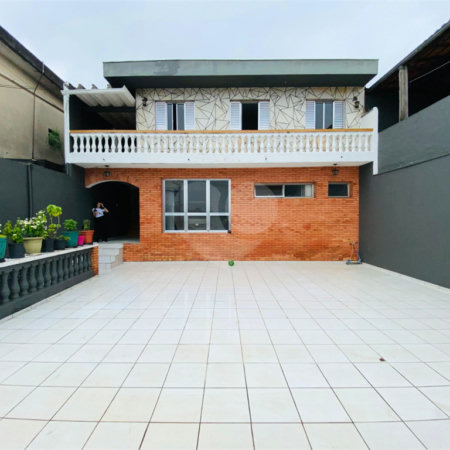 Sobrado à venda com 8 quartos em Jardim São Jorge (raposo Tavares), São Paulo, SP