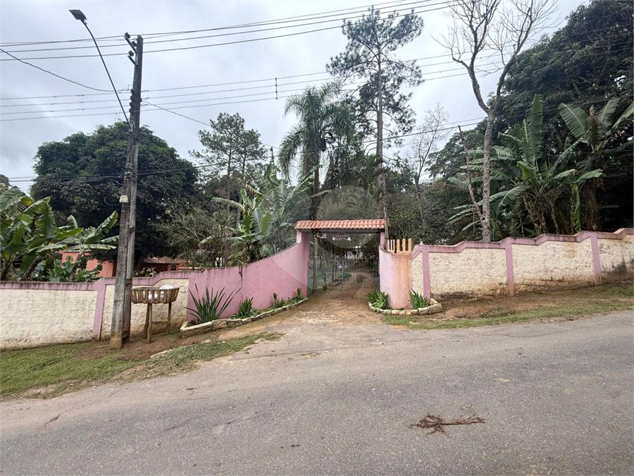 Sítio à venda com 5 quartos, sendo 1 suíte,  em Mirante do Arujá, Arujá, SP
