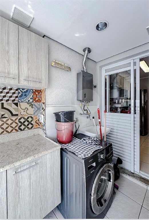 Apartamento para alugar com 3 quartos, sendo 2 suítes, em Vila Regente Feijó, São Paulo, SP