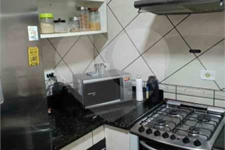 Sobrado à venda com 2 quartos, sendo 1 suíte, em Jardim Monte Cristo, Suzano, SP