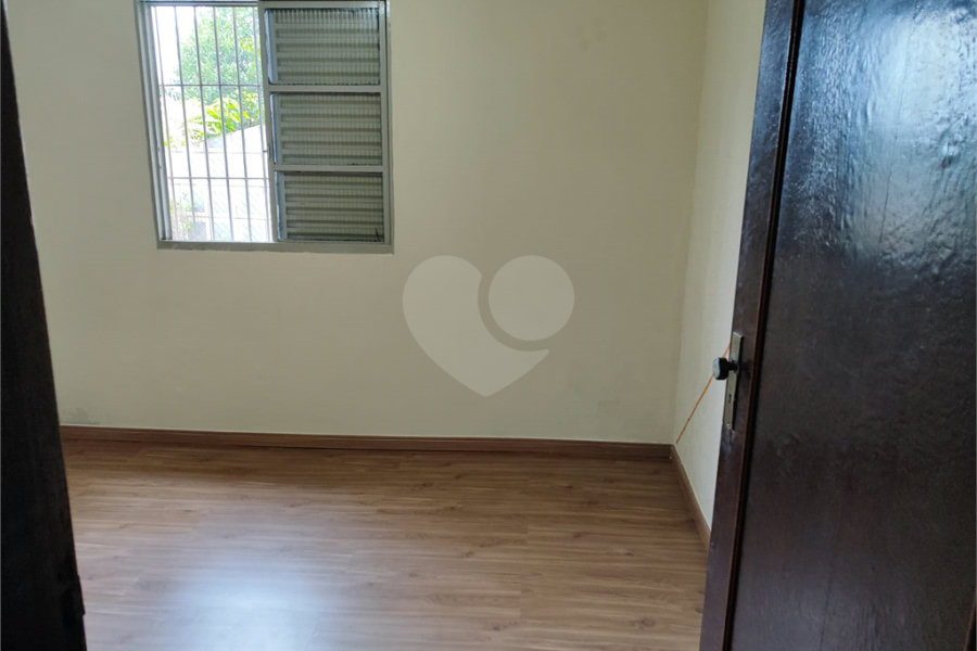 Sobrado à venda com 4 quartos, sendo 1 suíte,  em Saúde, São Paulo, SP
