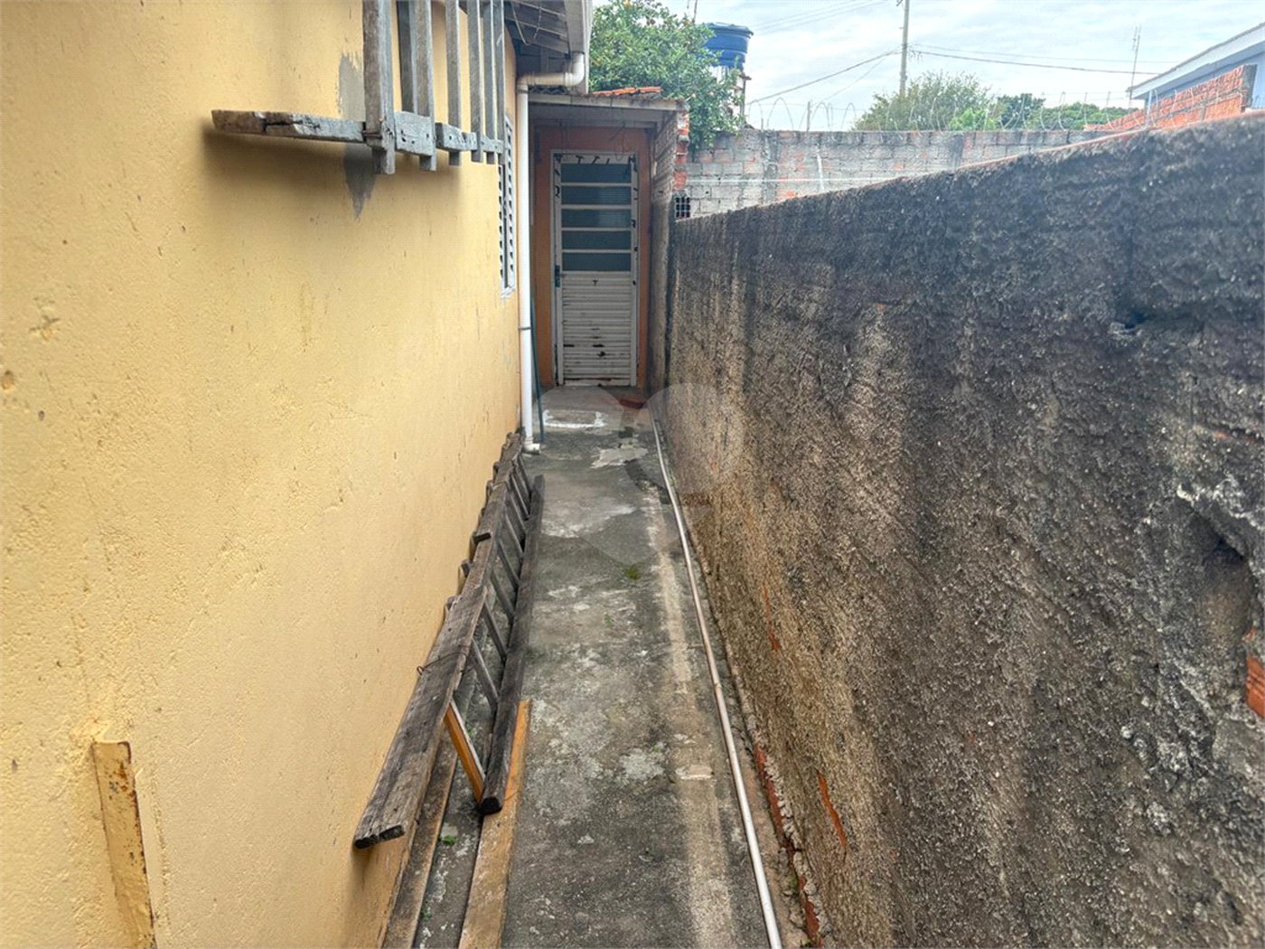 Casa à venda ou para alugar com 3 quartos em Rio Acima, Votorantim, SP