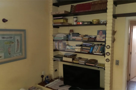 Casa à venda ou para alugar com 4 quartos, sendo 1 suíte, no Centro, Vinhedo, SP
