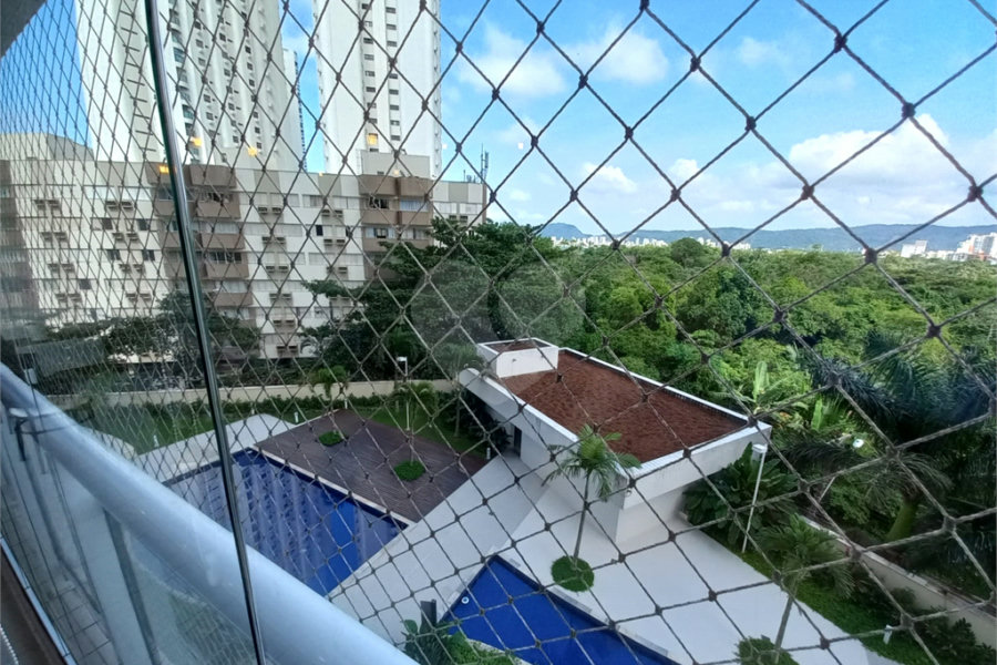 Apartamento à venda ou para alugar com 3 suítes em Enseada, Guarujá, SP