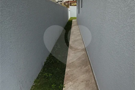 Casa à venda com 3 quartos, sendo 1 suíte, em Loteamento Parque Serras de Atibaia I, Atibaia, SP