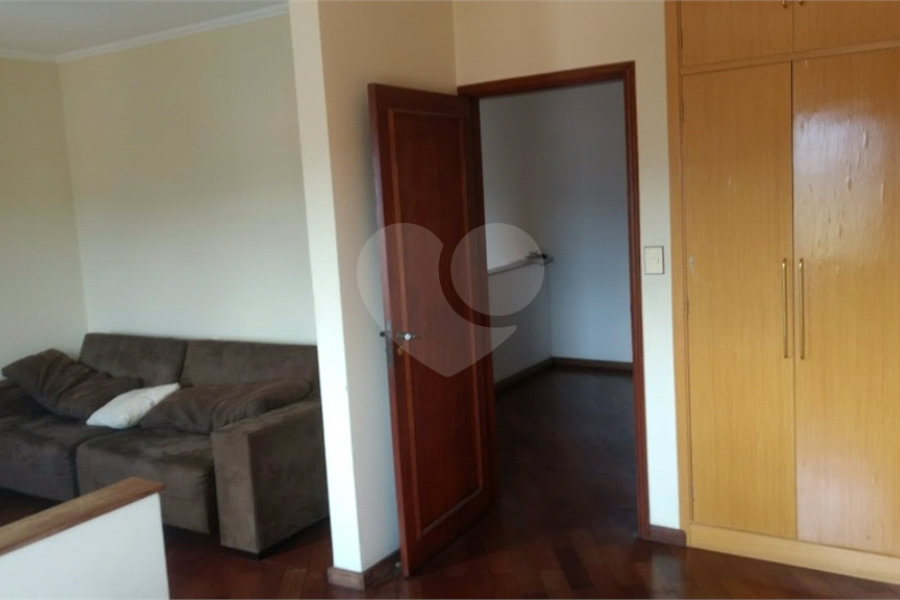 Sobrado à venda com 4 quartos, sendo 2 suítes, em Tremembé, São Paulo, SP