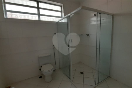 Sobrado para alugar com 5 quartos, sendo 3 suítes, em Jardim do Mar, São Bernardo do Campo, SP