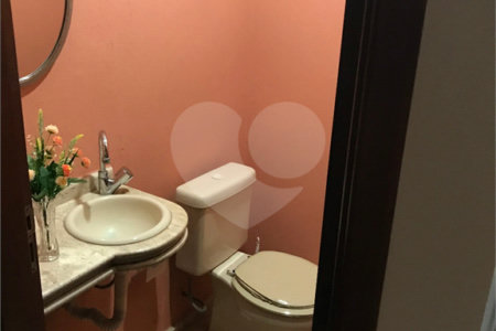 Casa à venda com 5 quartos, sendo 3 suítes, em Recanto das Flores, Indaiatuba, SP