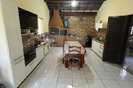 Casa à venda com 3 quartos, sendo 1 suíte, em Jardim Casa Branca, Suzano, SP