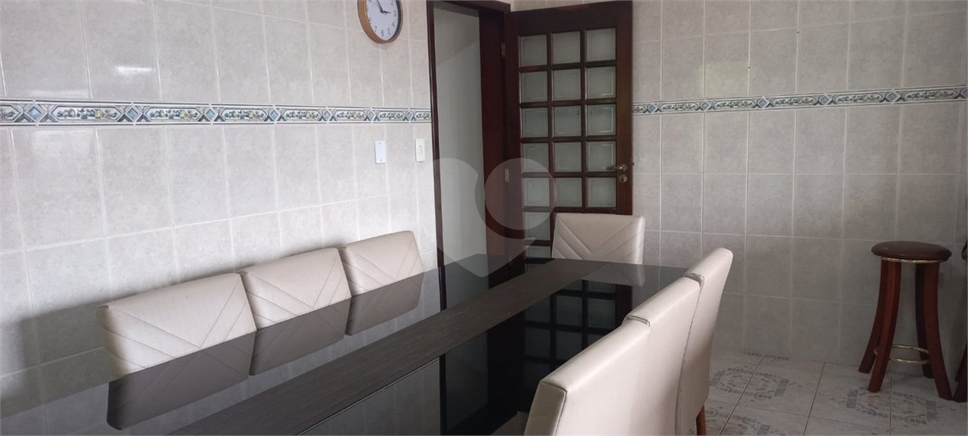 Sobrado à venda com 3 quartos, sendo 1 suíte, em Vila Ema, São Paulo, SP