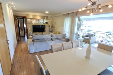 Apartamento à venda com 3 suítes em Jardim Marajoara, São Paulo, SP