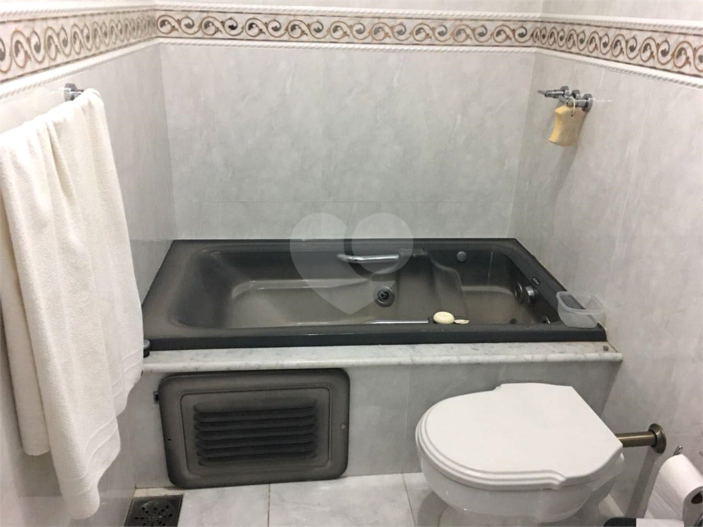 Casa à venda com 2 quartos, sendo 1 suíte, em Campo Grande, Rio de Janeiro, RJ