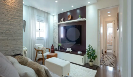 Apartamento à venda com 3 quartos, sendo 2 suítes,  em Vila Sofia, São Paulo, SP