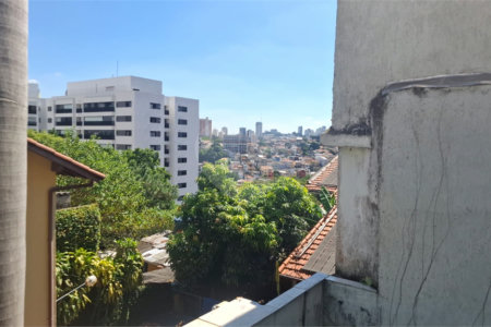 Sobrado à venda com 3 suítes em Vila Pompéia, São Paulo, SP