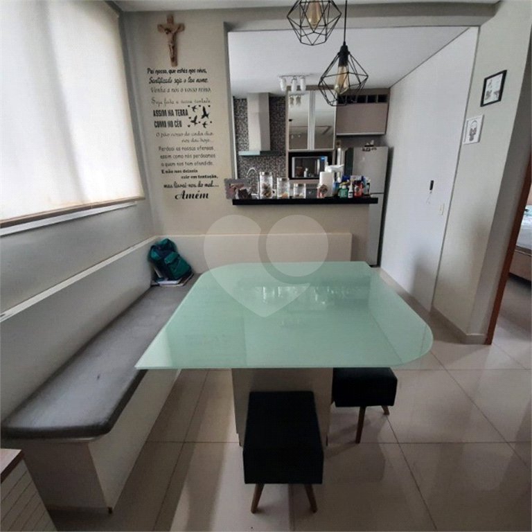 Apartamento no Condomínio Residencial Monte Logan
