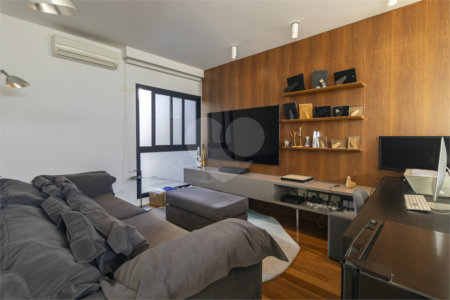 Casa à venda com 3 suítes em Jardim Luzitânia, São Paulo, SP