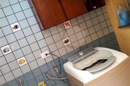 Sobrado à venda com 4 quartos, sendo 1 suíte,  em Rio Pequeno, São Paulo, SP