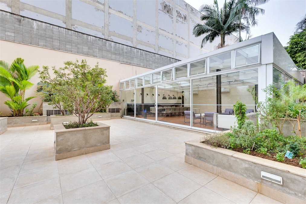 Apartamento à venda com 4 quartos, sendo 1 suíte, em Chácara Santo Antônio, São Paulo, SP