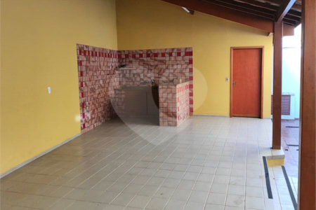 Casa à venda com 4 suítes em Jardim Paulista, Atibaia, SP
