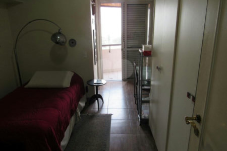 Apartamento à venda com 4 suítes em Jardim Ampliação, São Paulo, SP