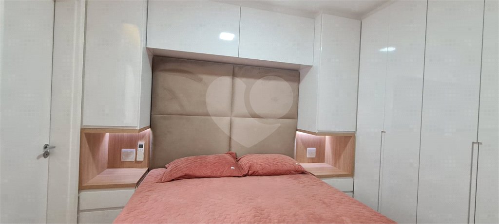 Apartamento à venda com 2 quartos, sendo 1 suíte,  em Barra Funda, São Paulo, SP