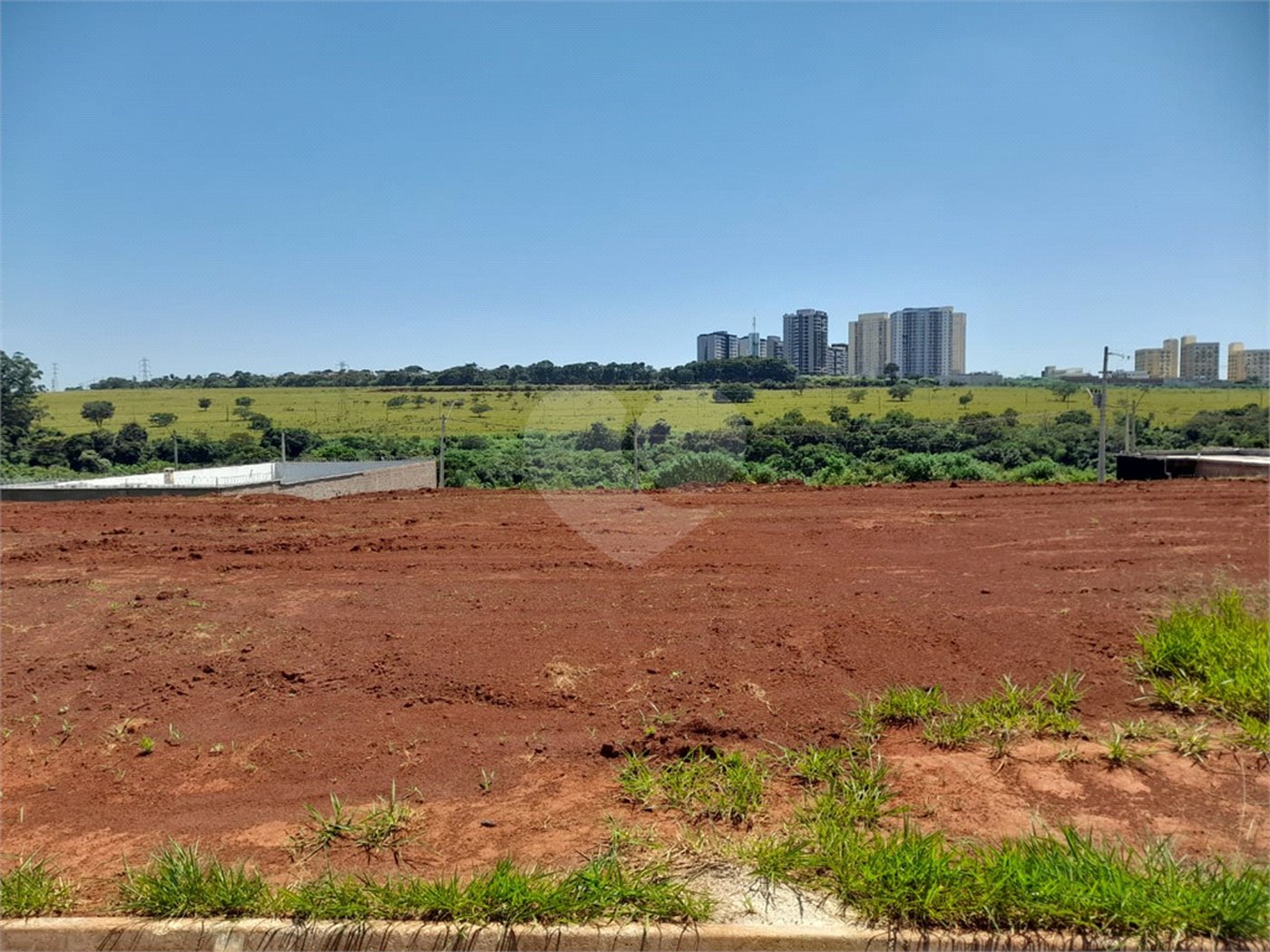 Terreno à Venda no Bairro Salto do Monjolinho/São Carlos/SP
