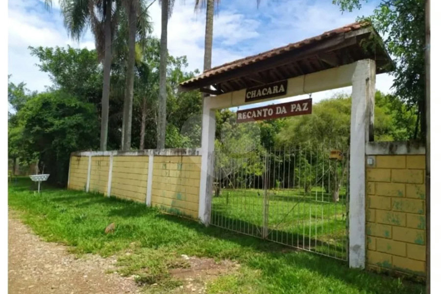 Chácara à venda com 5 quartos, sendo 2 suítes, em Chácara Recreio Danubio, Holambra, SP
