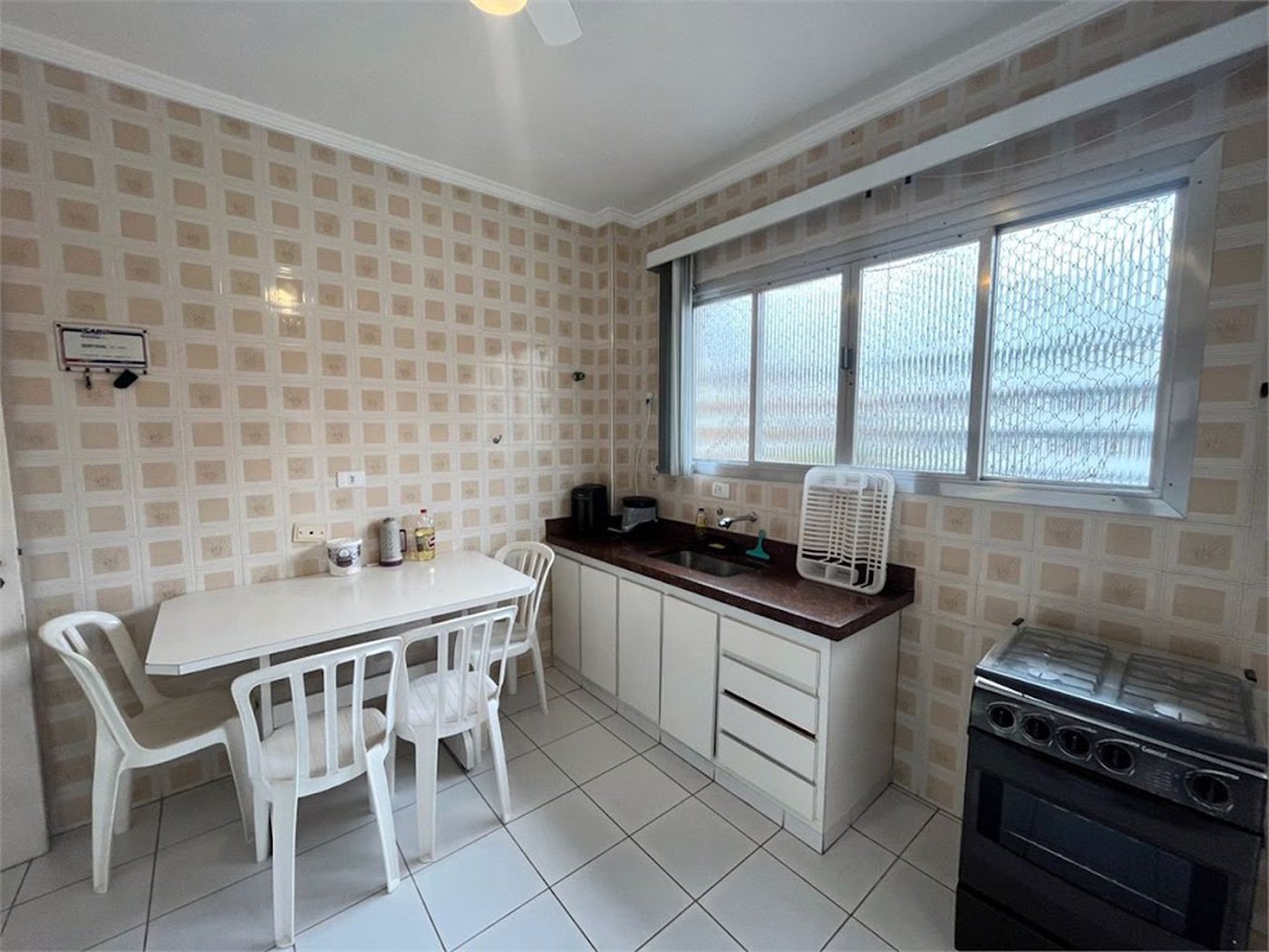 Apartamento Residencial à venda, Enseada, Guarujá - AP0481.
