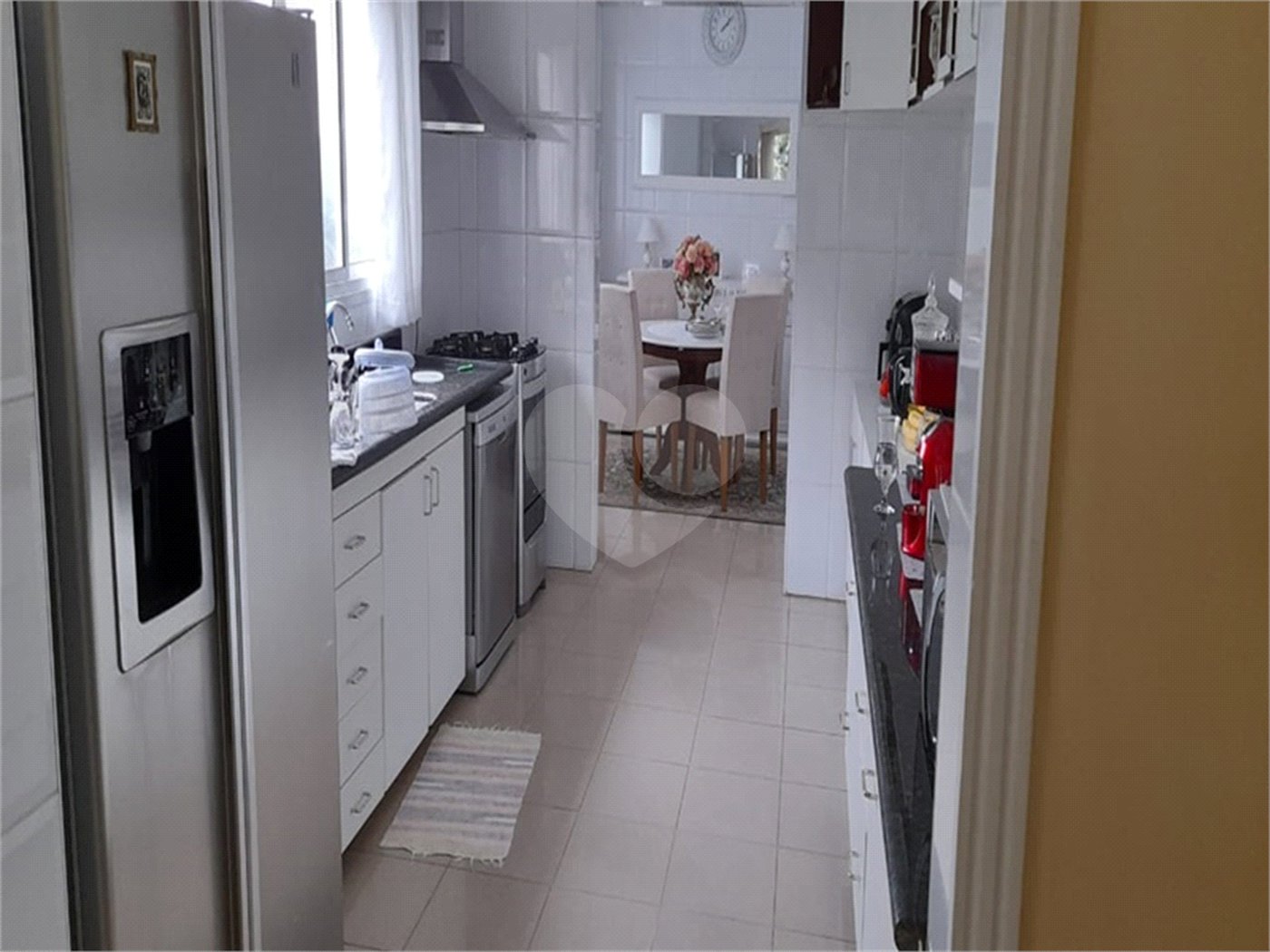 Casa à venda com 5 quartos, sendo 3 suítes,  no condomínio Alpes da Cantareira, Mairiporã - SP