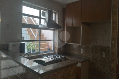 Casa à venda com 3 quartos em Mirandópolis, São Paulo, SP