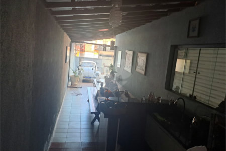Casa à venda com 2 quartos, sendo 1 suíte,  em Jardim Primavera, Louveira, SP