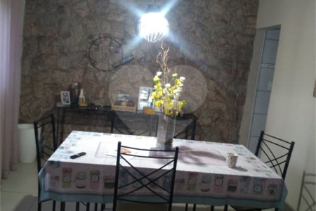Casa à venda com 2 quartos, sendo 1 suíte,  em Jardim São Matheus, Votorantim, SP