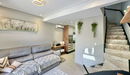 Casa à venda com 2 suítes no condomínio Gran Loft, Cotia - SP