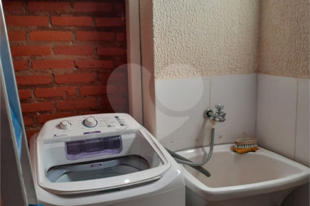 Casa térrea no Condomínio Moradas II.