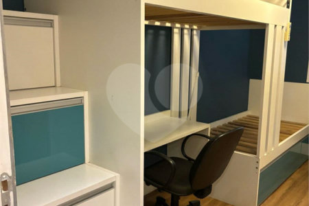 Casa à venda com 3 quartos, sendo 1 suíte, no condomínio Recanto das Araucárias, Suzano - SP