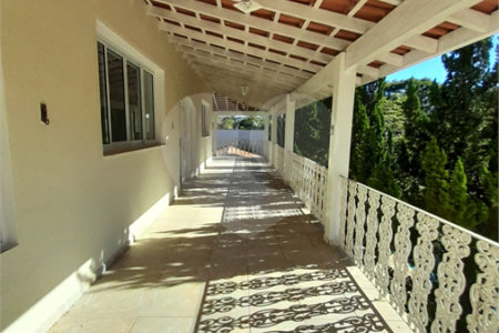 Casa à venda com 5 quartos, sendo 3 suítes,  no condomínio Estância Marambaia, Vinhedo - SP