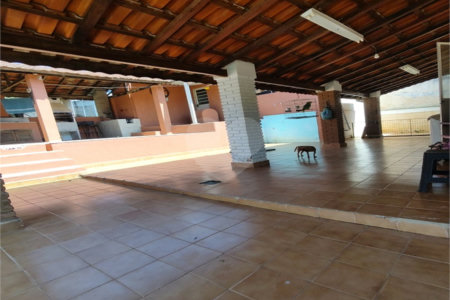 Chácara à venda com 5 quartos, sendo 3 suítes, em Chácaras Fernão Dias, Atibaia, SP