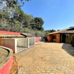 Casa à venda com 4 suítes no condomínio Jardim Mediterrâneo, Cotia - SP