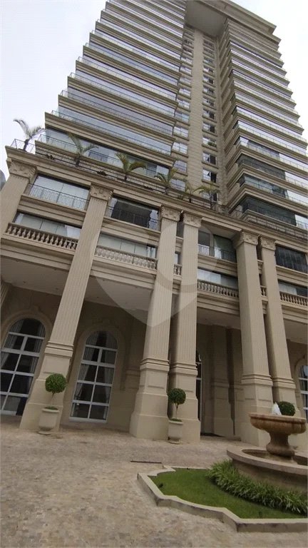 Á venda Apartamento Alto Padrão 5 suítes / 8 vagas 522m² Vila Nova Conceição