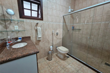 Casa em condomínio à venda com 4 quartos, sendo 1 suíte, em Caravelas, Armação dos Búzios, RJ