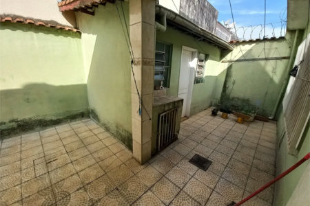 Casa Térrea à venda com 3 quartos em Jardim Maria Virginia, São Paulo, SP