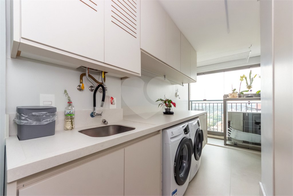 Apartamento à venda com 2 suítes em Brooklin, São Paulo, SP