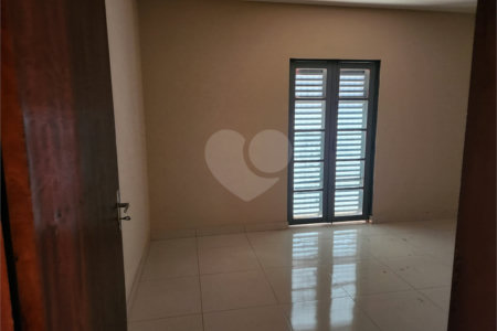 Casa à venda com 2 quartos em Vila Santa Maria (vila Xavier), Araraquara, SP