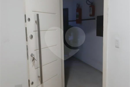 Apartamento à venda com 2 quartos em Cerqueira César, São Paulo, SP