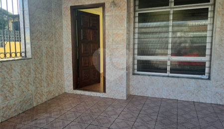 Sobrado à venda com 3 quartos em Campo Belo, São Paulo, SP
